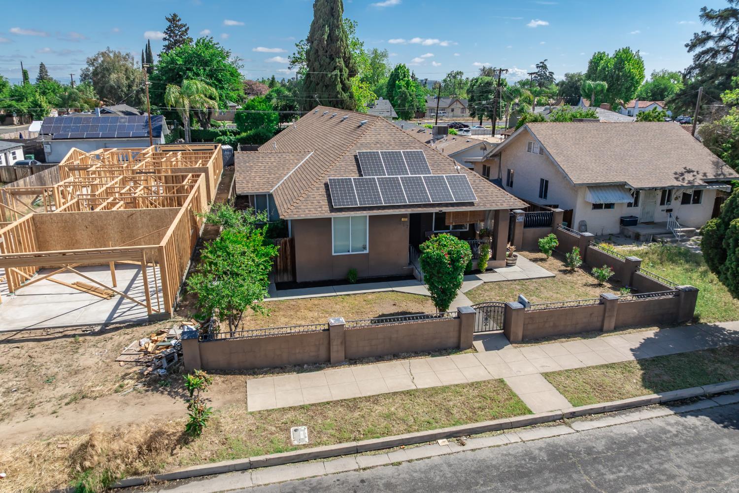 117 N N St, Madera, CA 93637