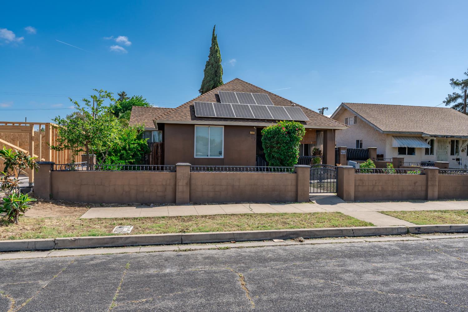 117 N N St, Madera, CA 93637