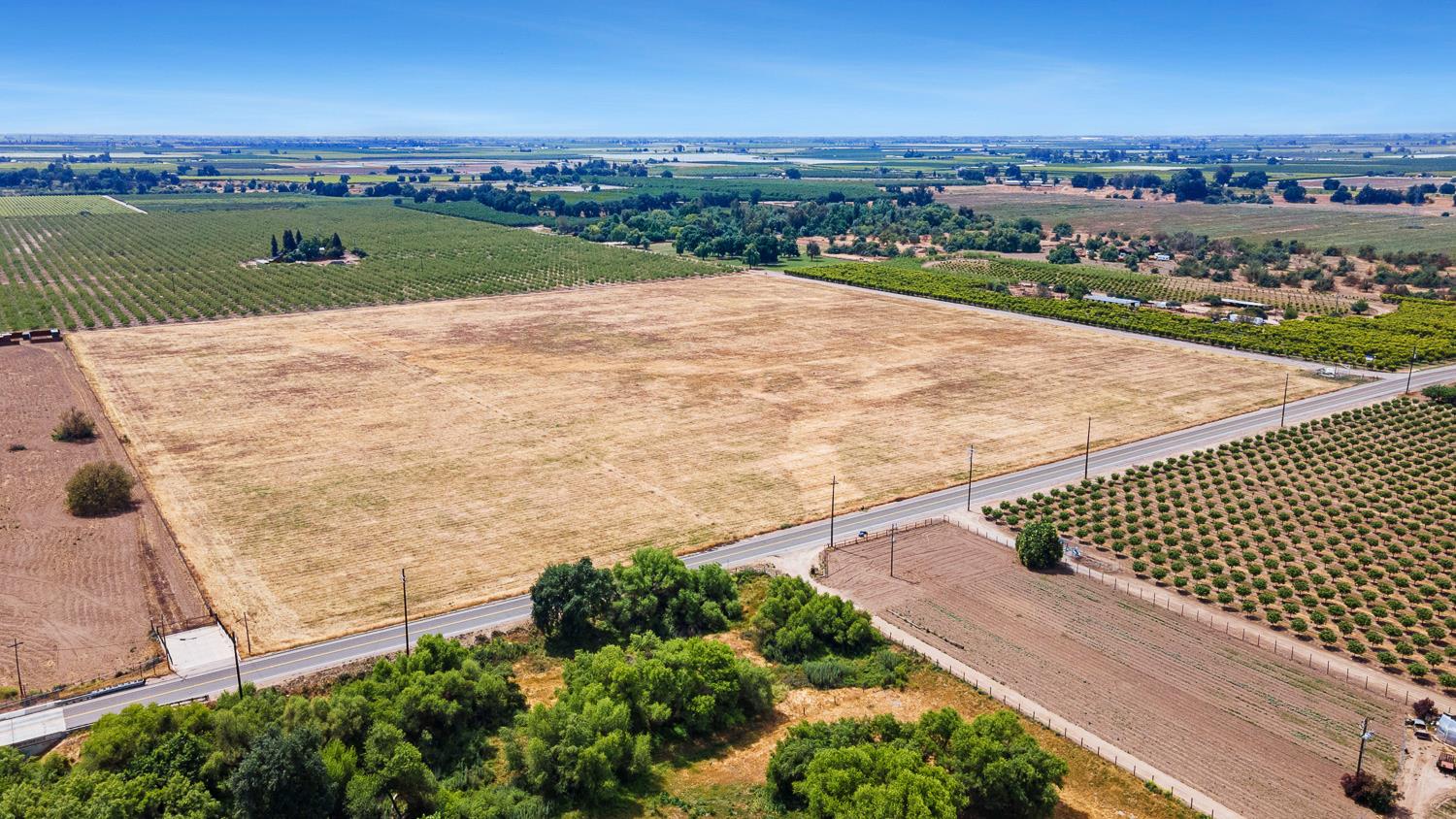 0 00 E Goodfellow, Sanger, CA 93657