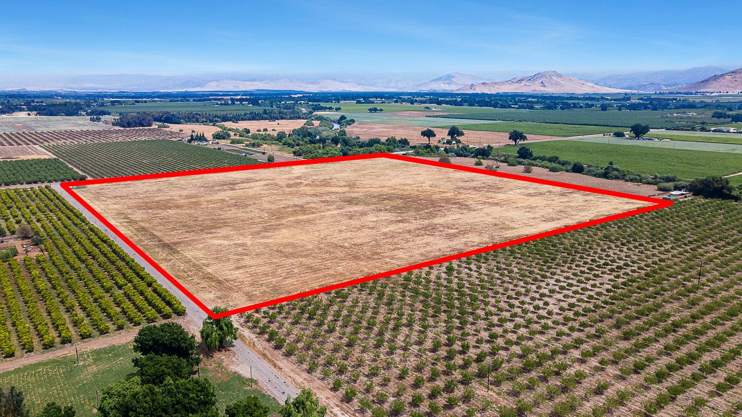 0 00 E Goodfellow, Sanger, CA 93657