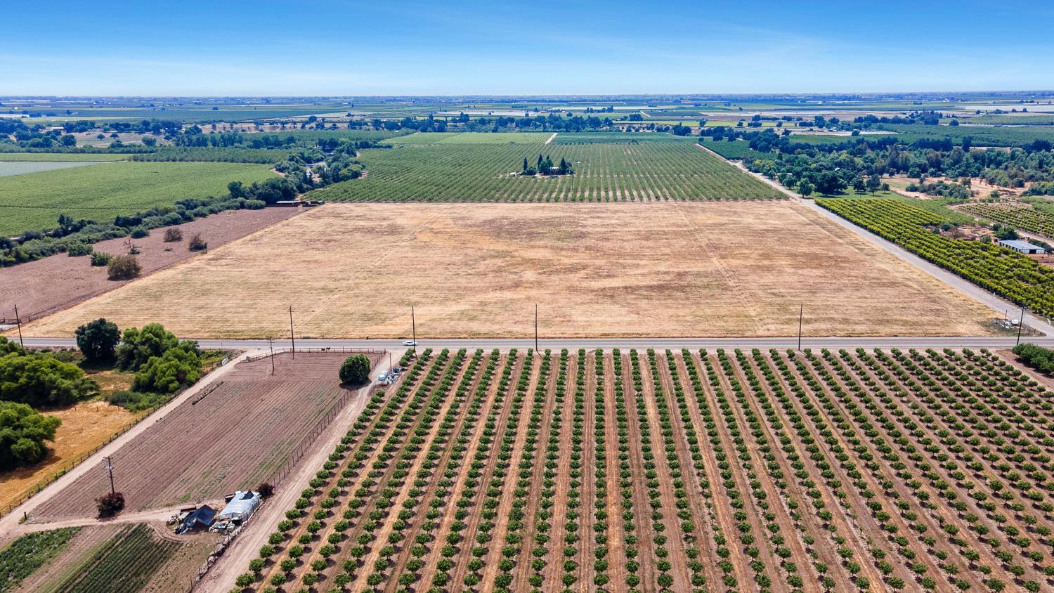 0 00 E Goodfellow, Sanger, CA 93657