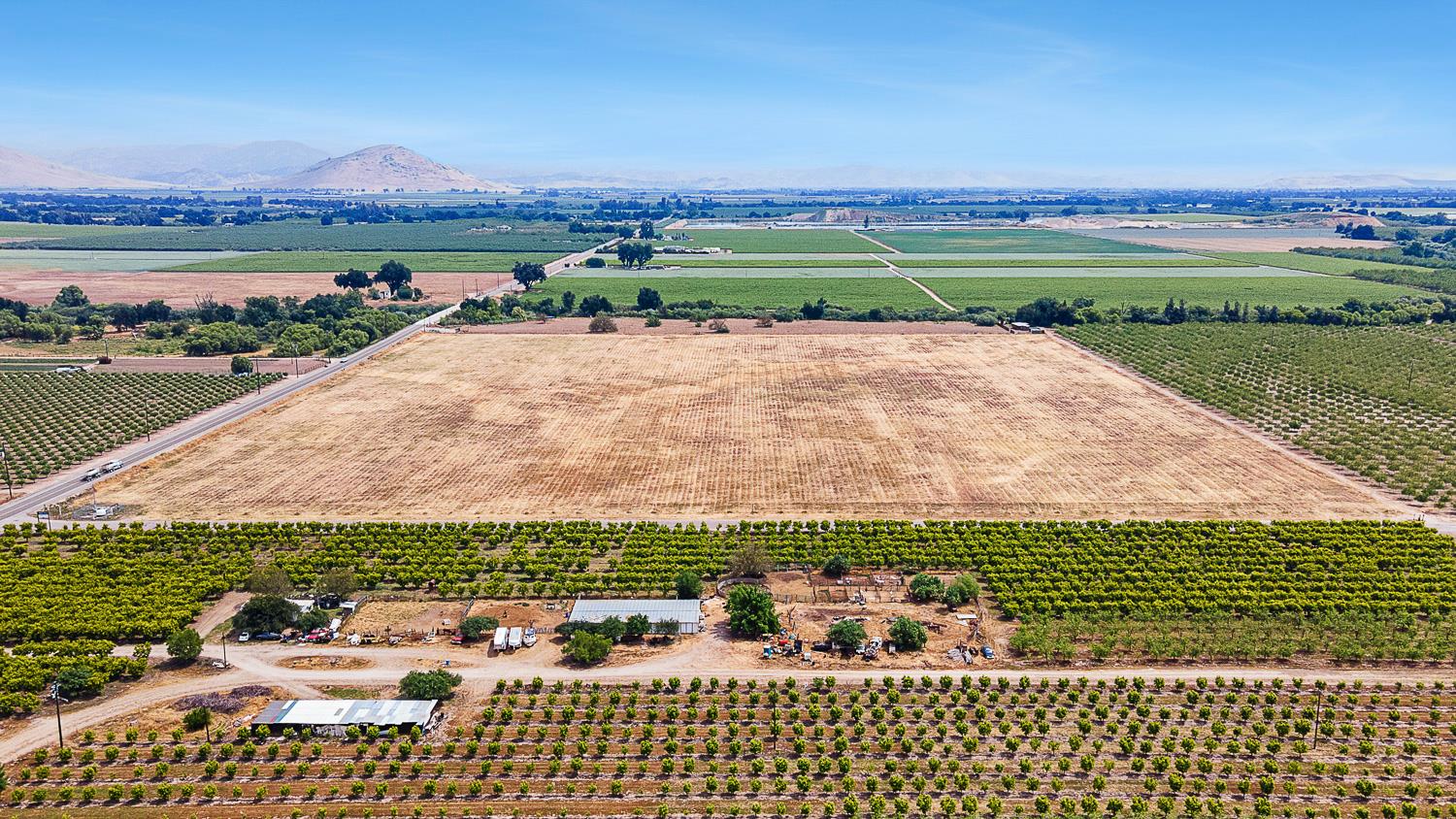 0 00 E Goodfellow, Sanger, CA 93657