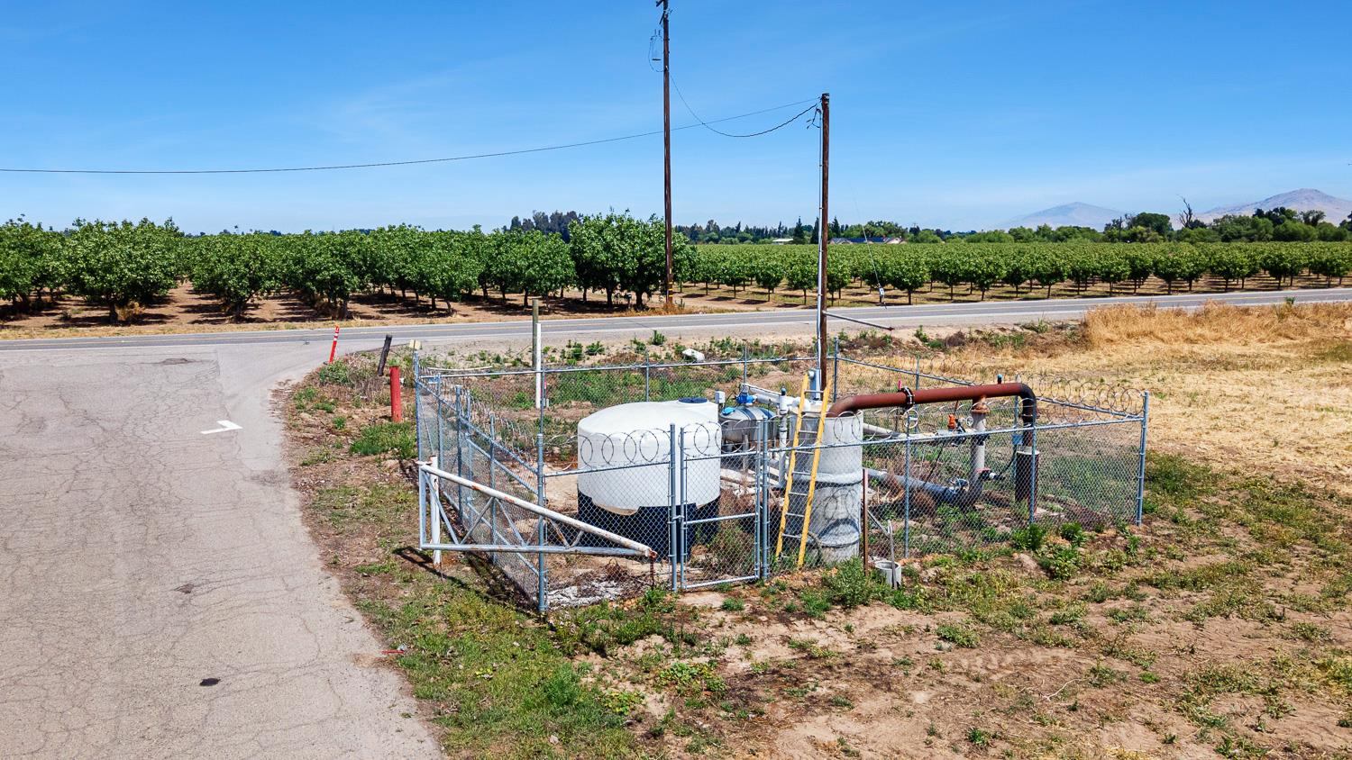 0 00 E Goodfellow, Sanger, CA 93657