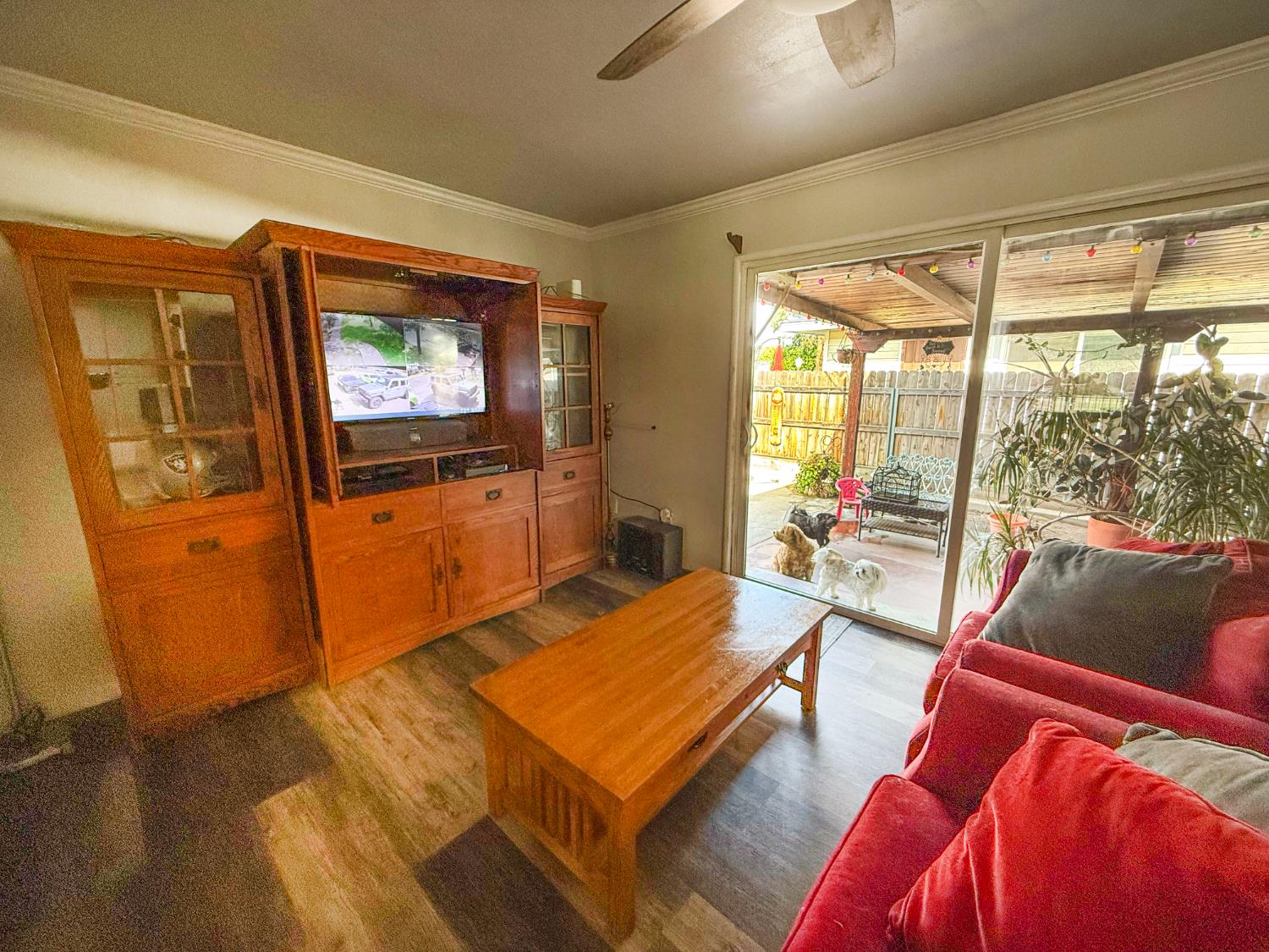 2708 N Maple Ave, Fresno, CA 93703