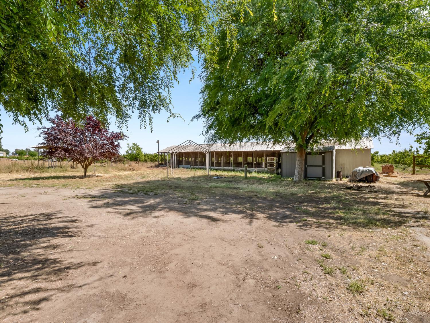 6815 Avenue 404, Dinuba, CA 93618