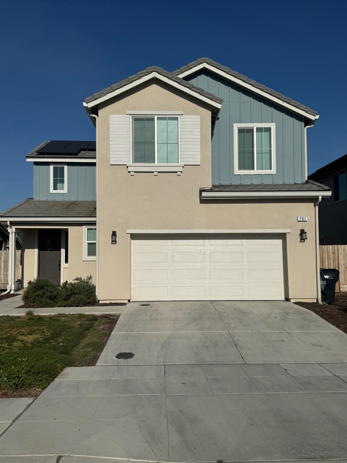 761 S Kandarian Ave, Fowler, CA 93625