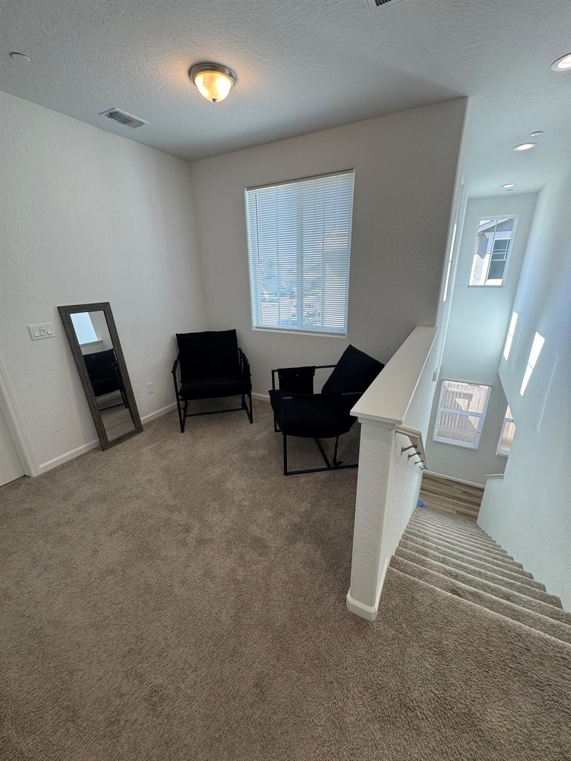 761 S Kandarian Ave, Fowler, CA 93625