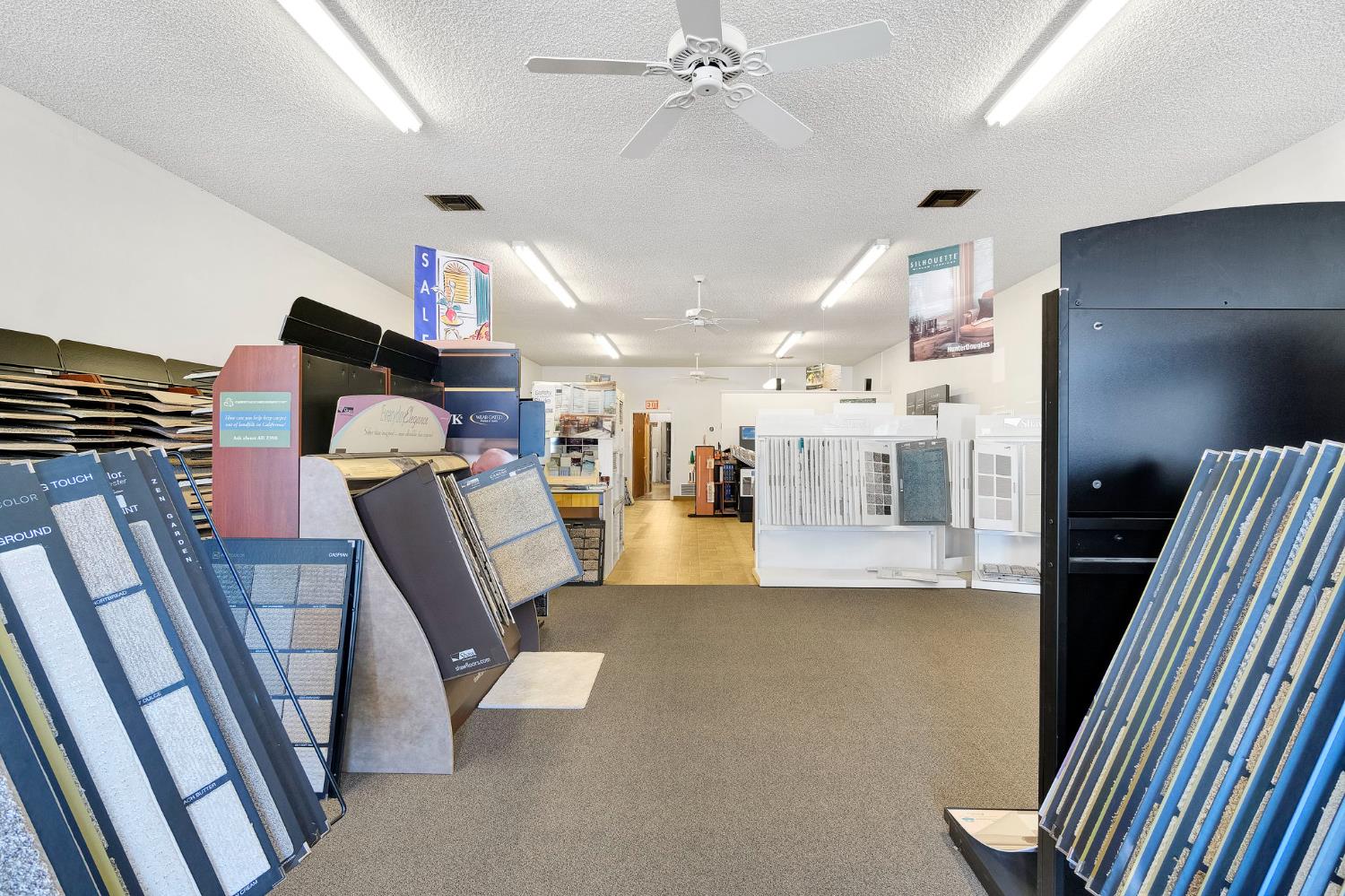 230 S K St, Dinuba, CA 93618
