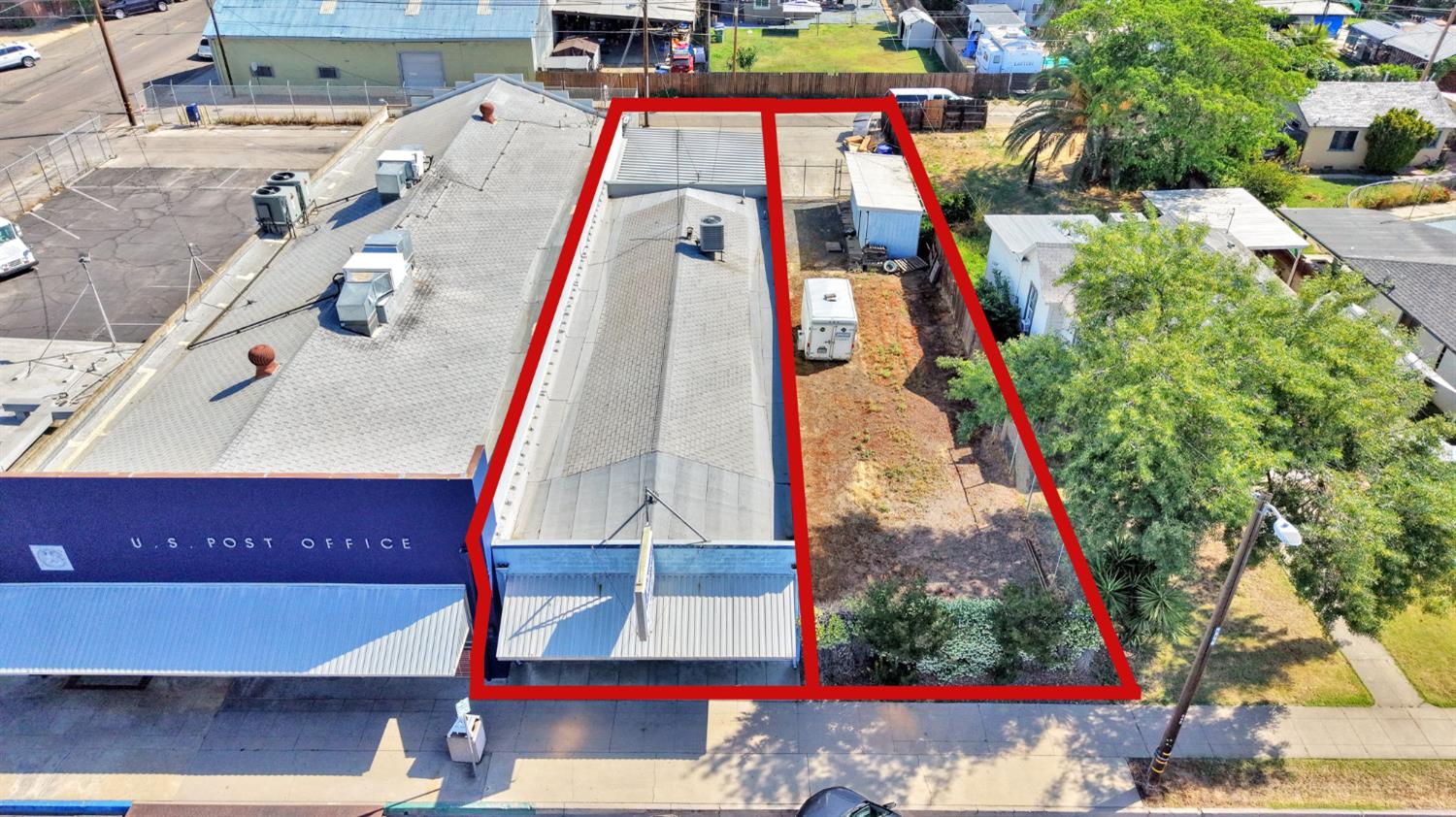230 S K St, Dinuba, CA 93618