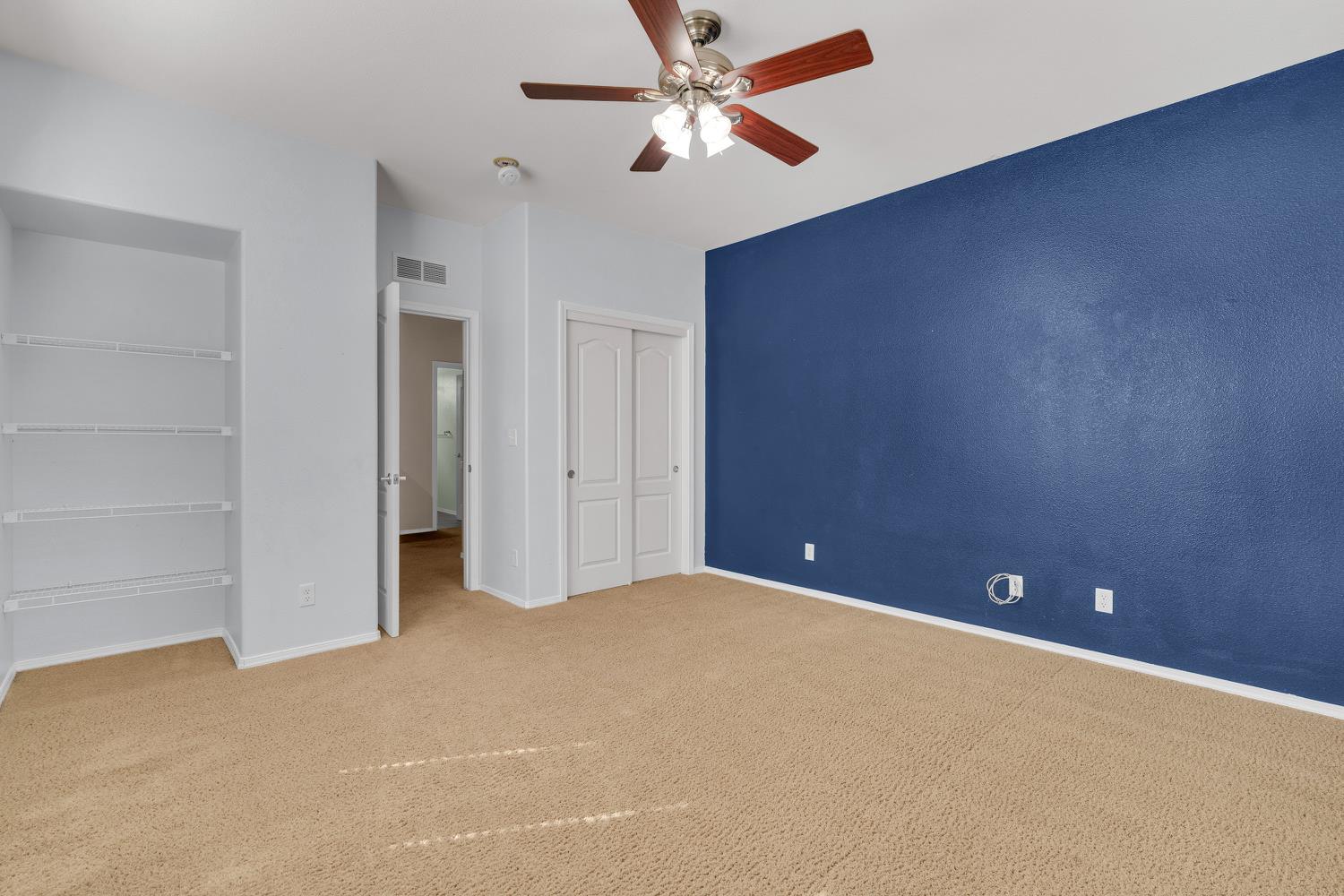 3689 W Black Walnut Ln, Fresno, CA 93711