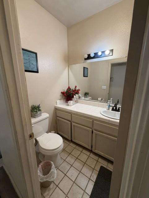 798 Hazelhurst Way, Coalinga, CA 93210