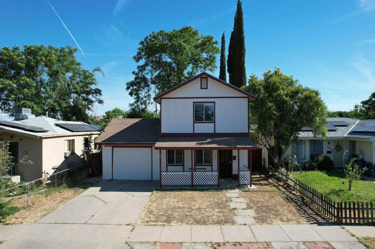 272 Hoover St, Coalinga, CA 93210