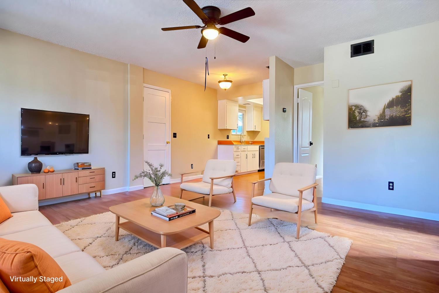 272 Hoover St, Coalinga, CA 93210