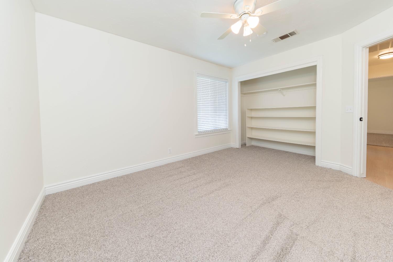 797 ELDERWOOD Ln, Lemoore, CA 93245