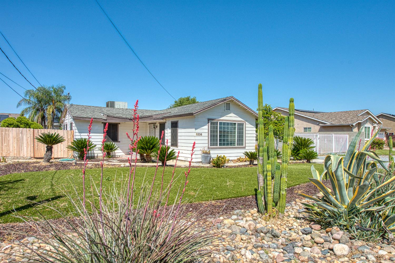 5358 W Clinton Ave, Fresno, CA 93722