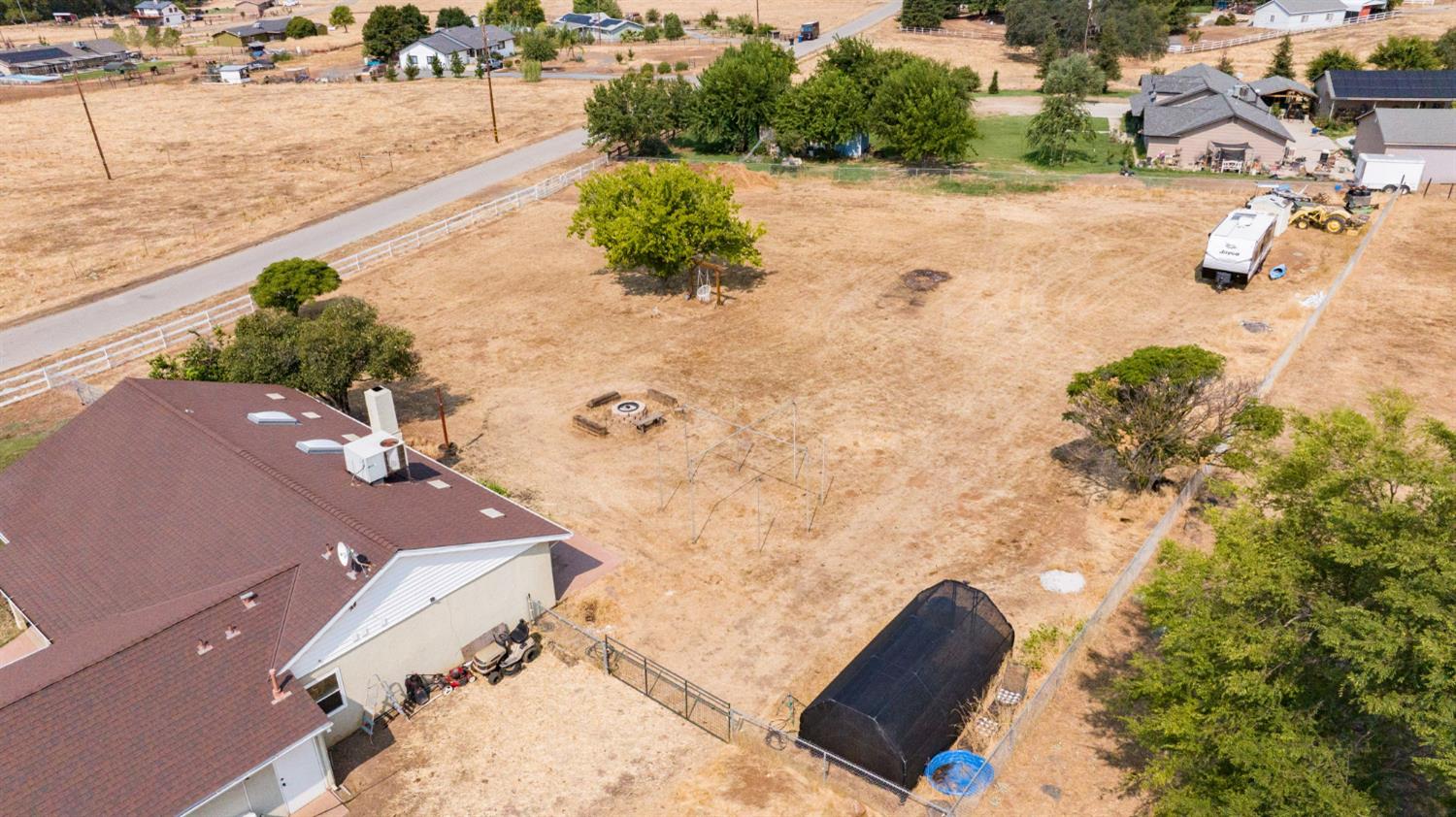 7272 Lupine Dr, Sanger, CA 93657