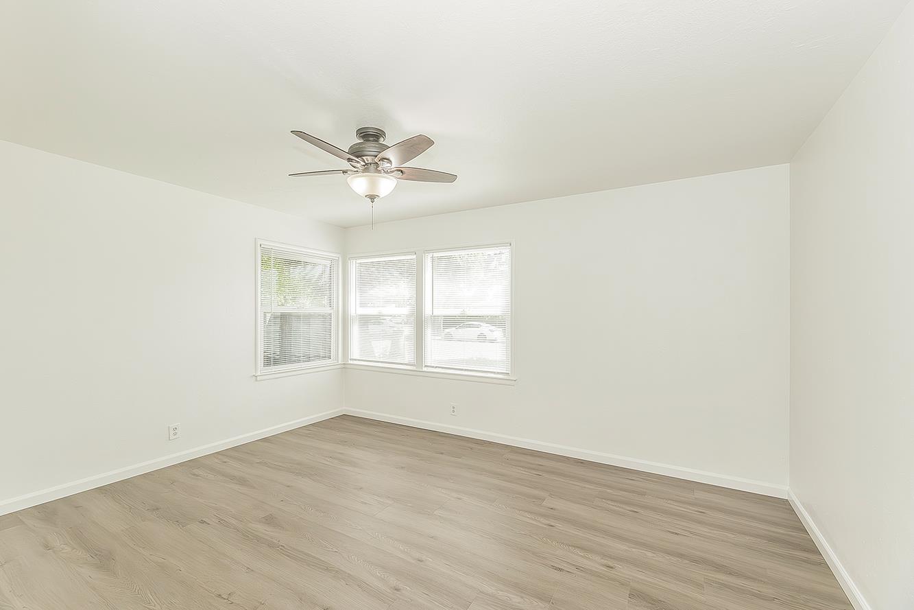 4057 N Hulbert Ave, Fresno, CA 93705