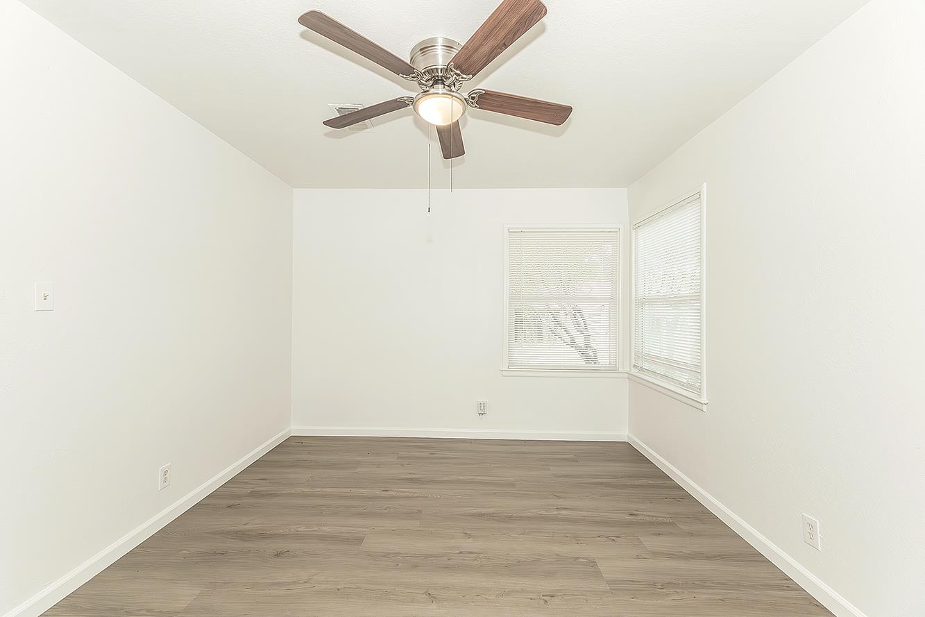 4057 N Hulbert Ave, Fresno, CA 93705