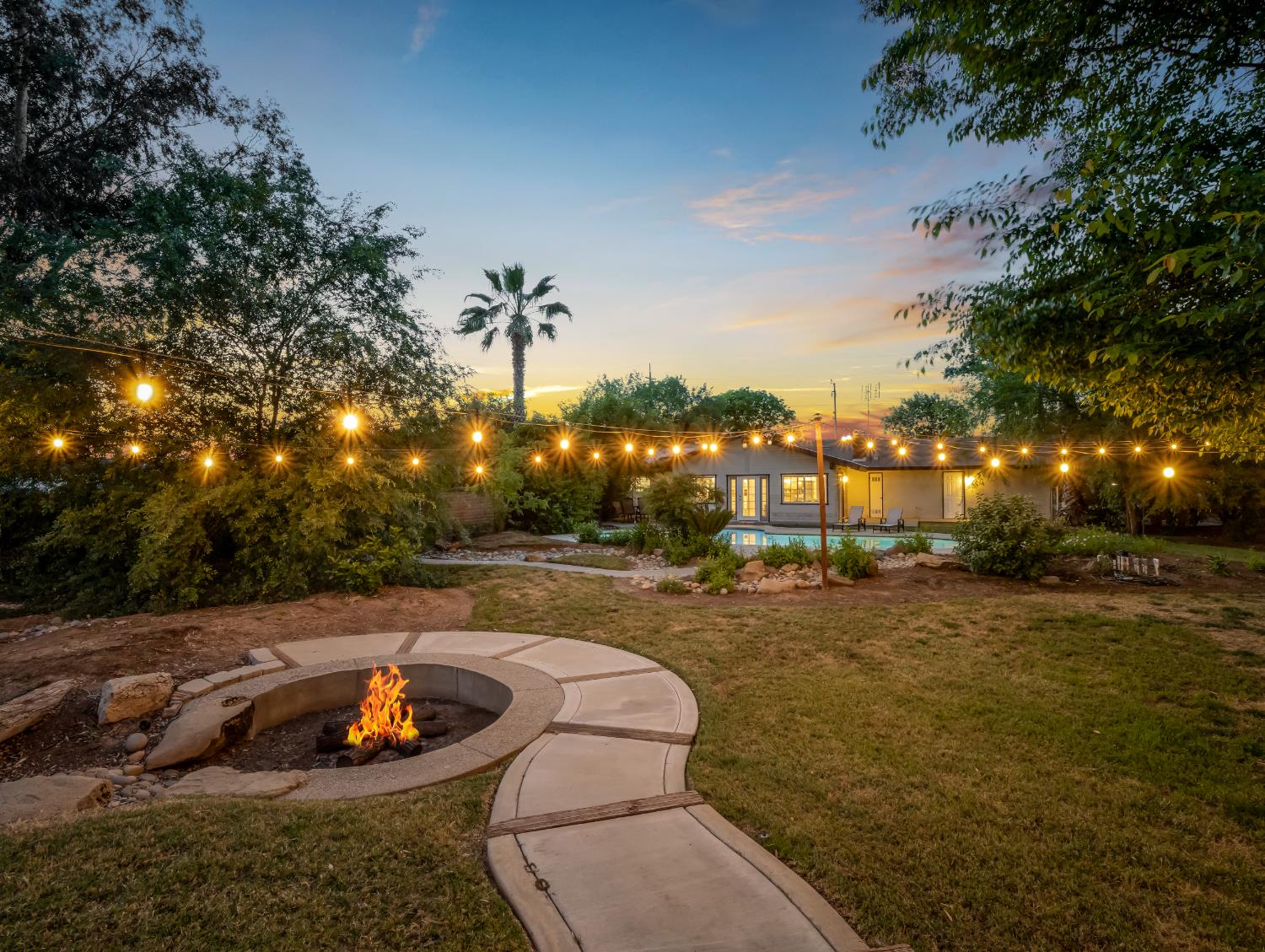 5731 E Copper Ave, Clovis, CA 93619