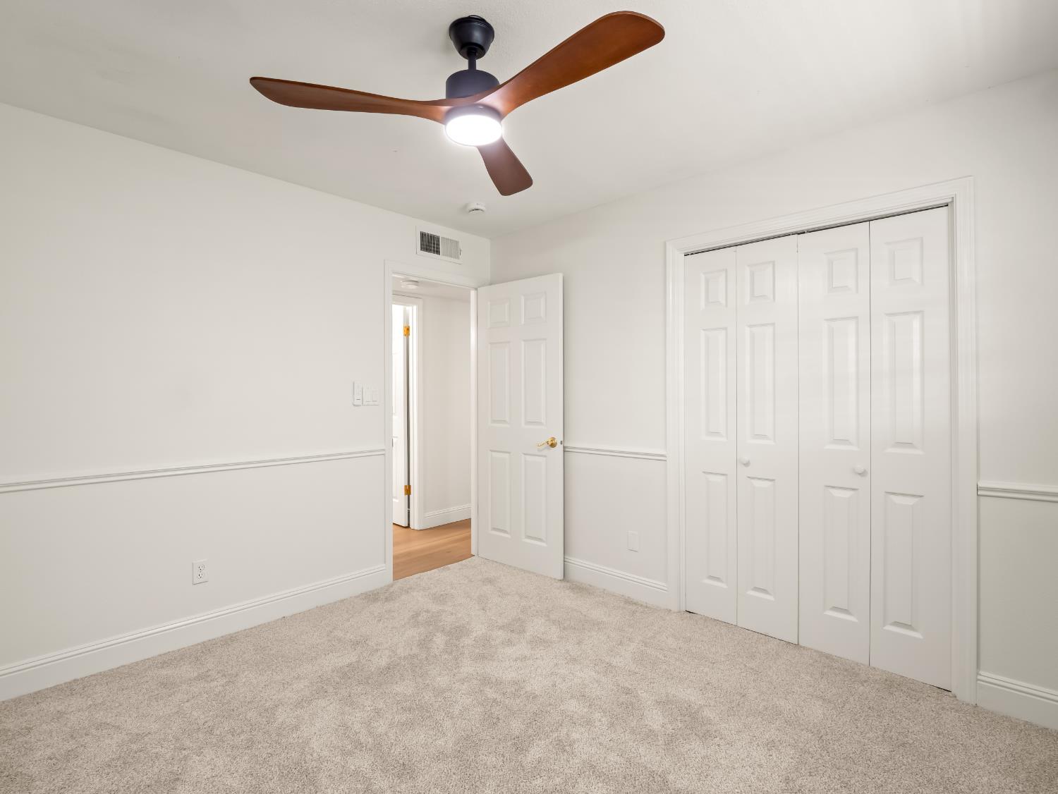 5731 E Copper Ave, Clovis, CA 93619