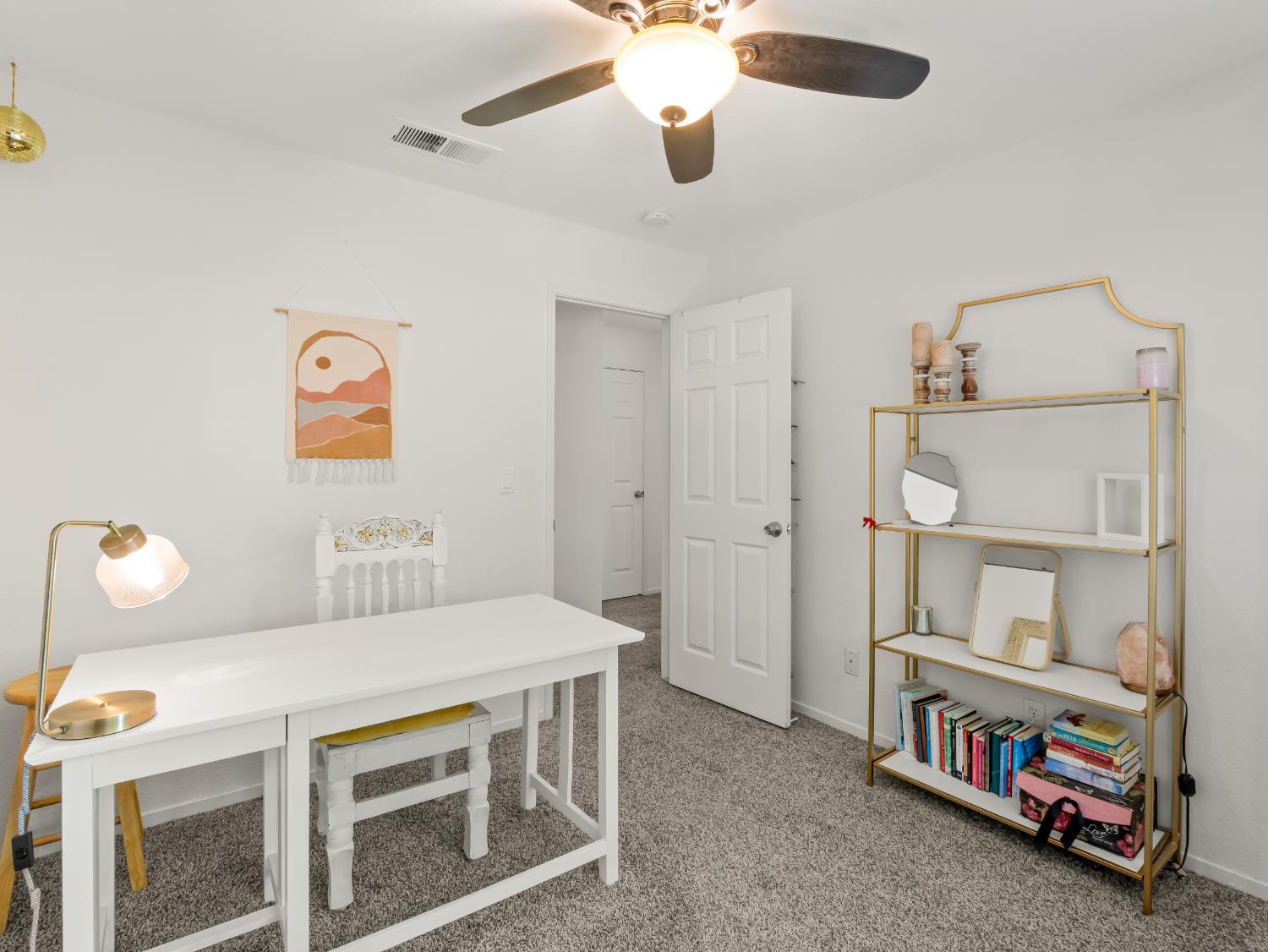 5731 E Copper Ave, Clovis, CA 93619