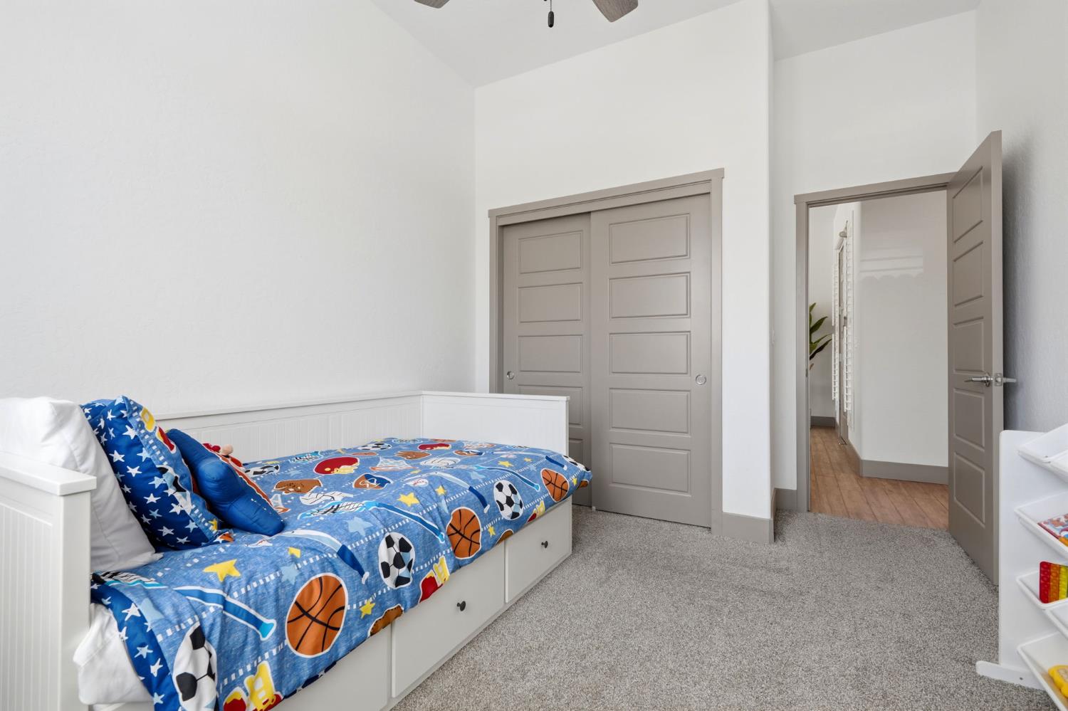 3617 N Santa Fe St, Visalia, CA 93291