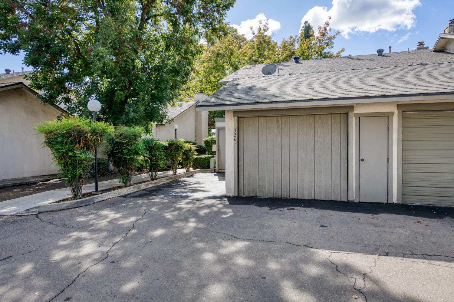 4747 N Woodrow Ave #120, Fresno, CA 93726