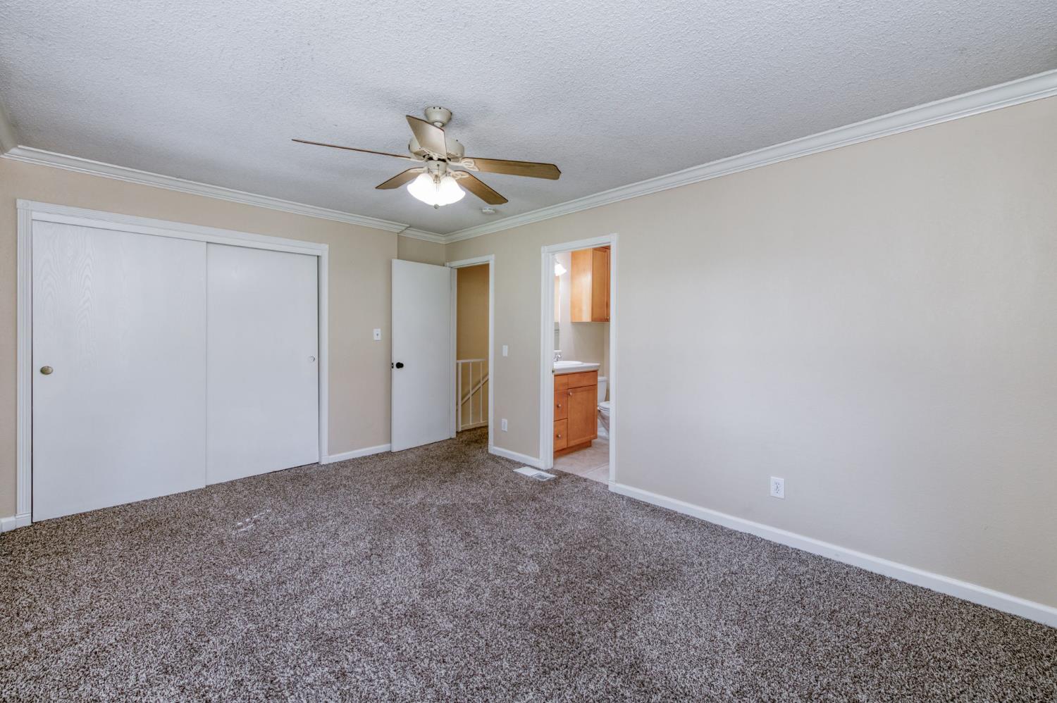 4747 N Woodrow Ave #120, Fresno, CA 93726