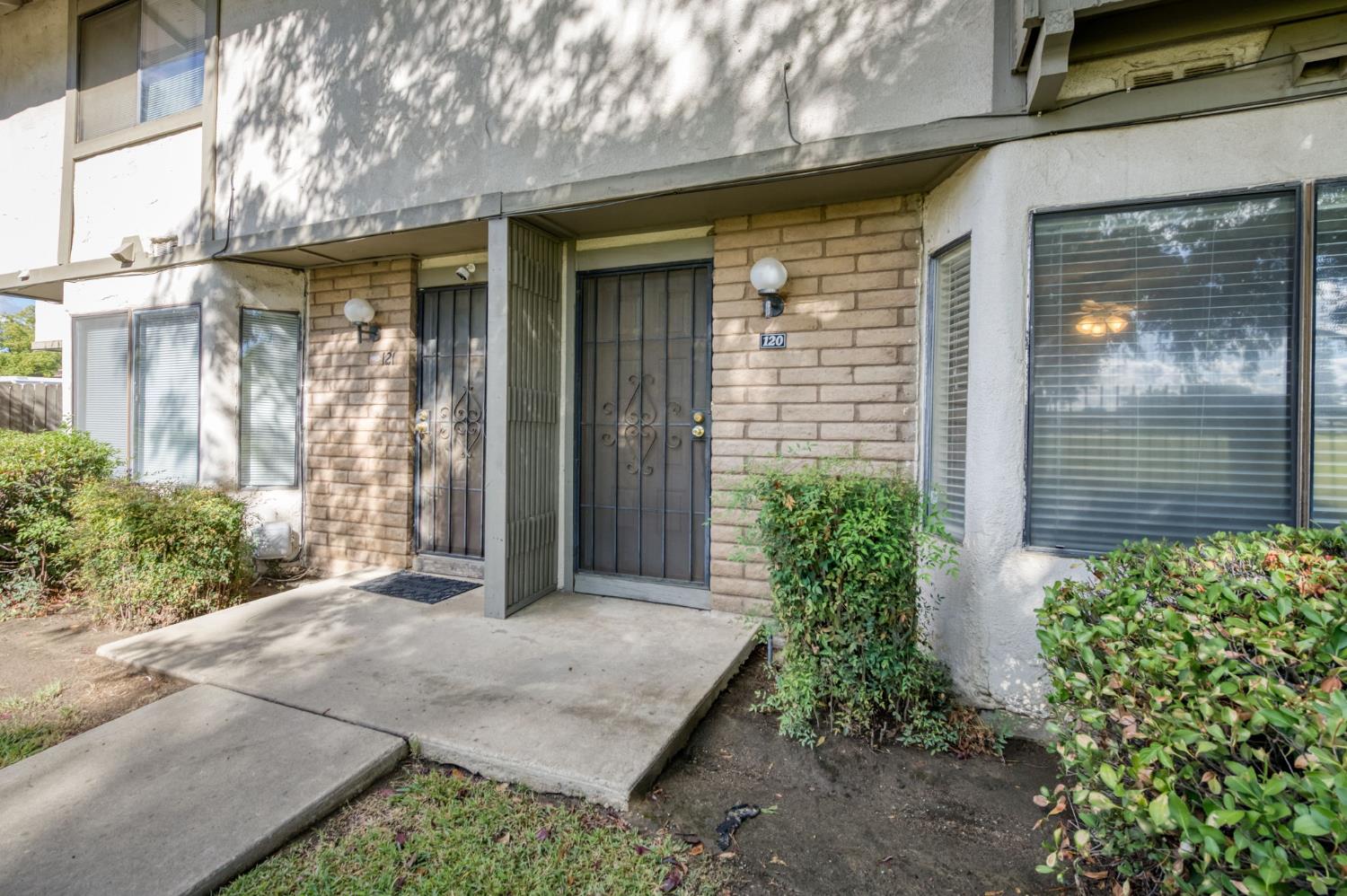 4747 N Woodrow Ave #120, Fresno, CA 93726