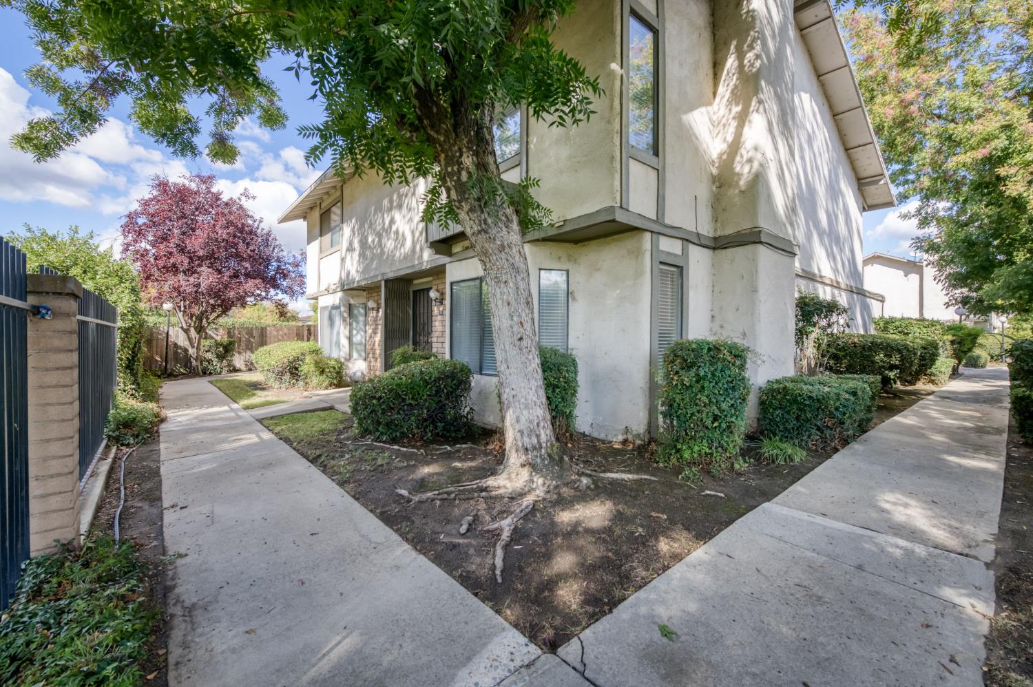 4747 N Woodrow Ave #120, Fresno, CA 93726