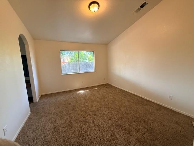 718 Gamay Ave, Madera, CA 93637