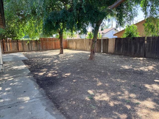 718 Gamay Ave, Madera, CA 93637