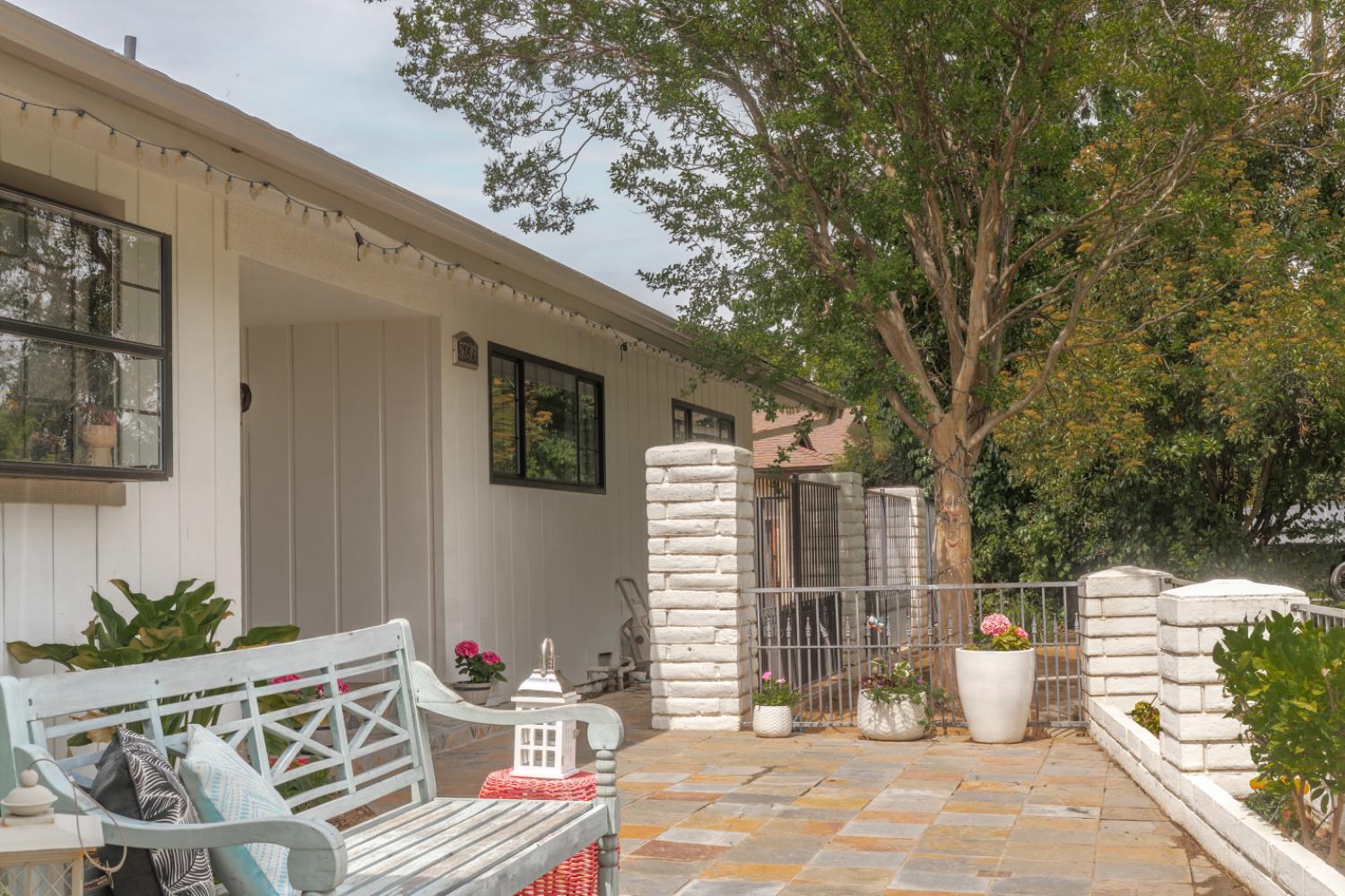 5739 N Pleasant Ave, Fresno, CA 93711