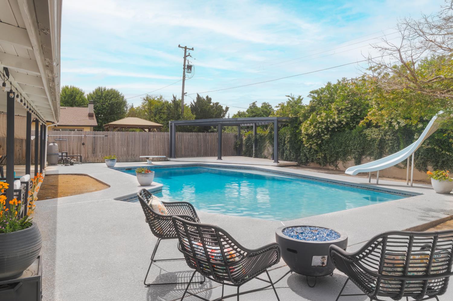 5739 N Pleasant Ave, Fresno, CA 93711