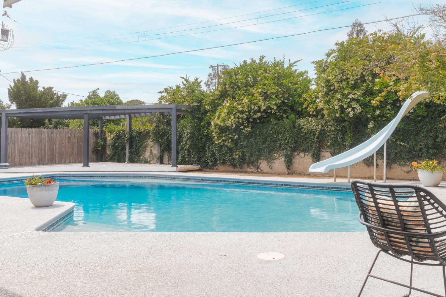 5739 N Pleasant Ave, Fresno, CA 93711