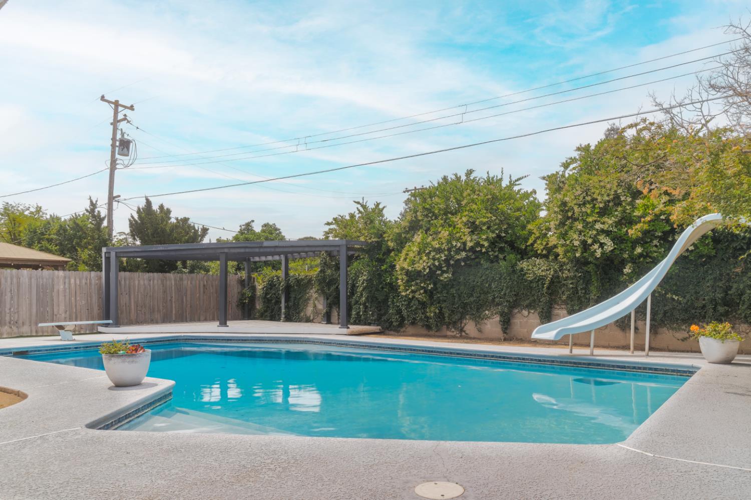 5739 N Pleasant Ave, Fresno, CA 93711