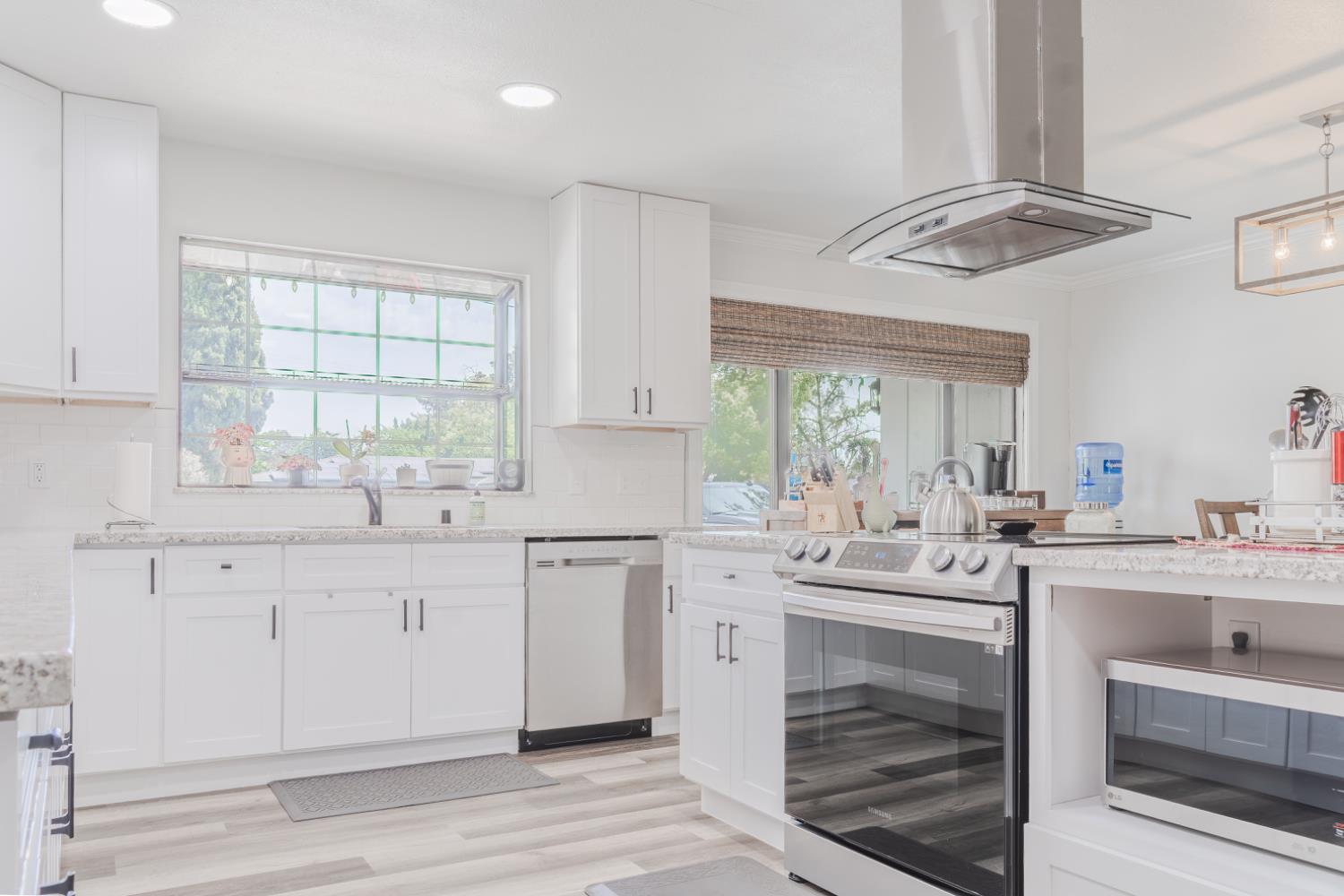 5739 N Pleasant Ave, Fresno, CA 93711