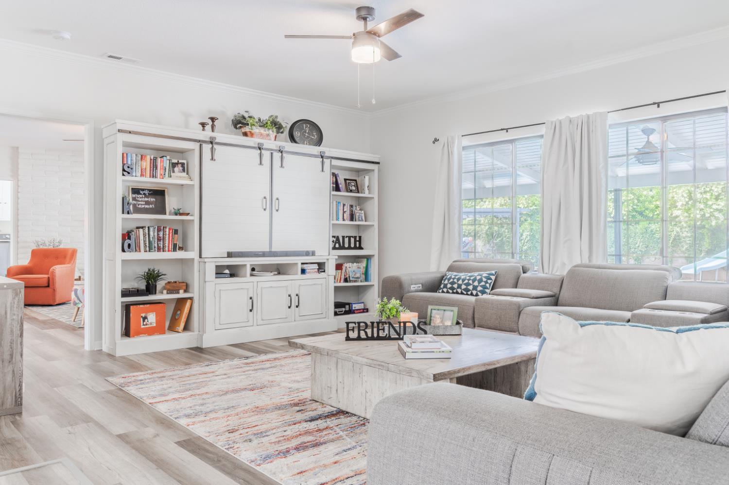 5739 N Pleasant Ave, Fresno, CA 93711