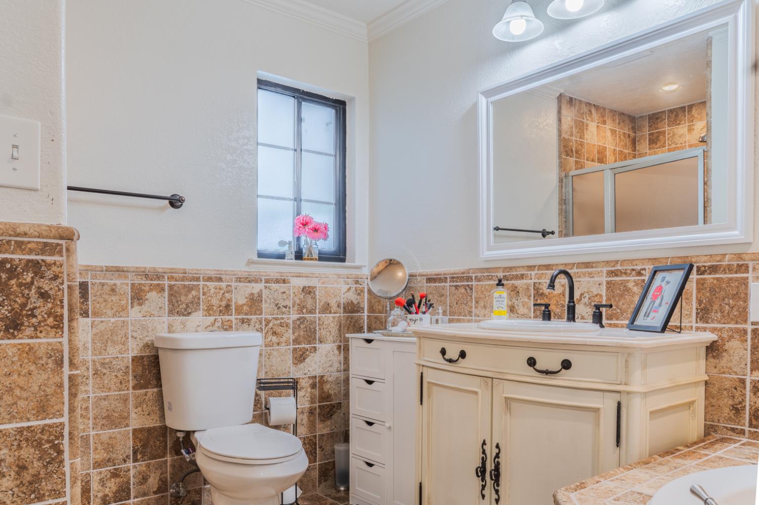 5739 N Pleasant Ave, Fresno, CA 93711