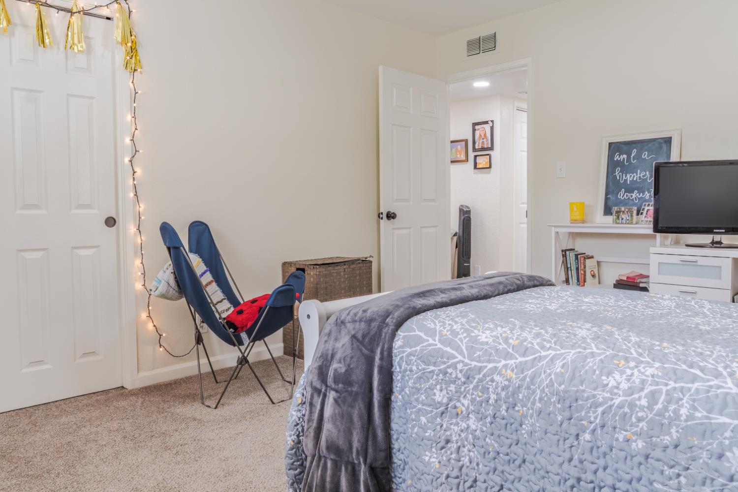 5739 N Pleasant Ave, Fresno, CA 93711