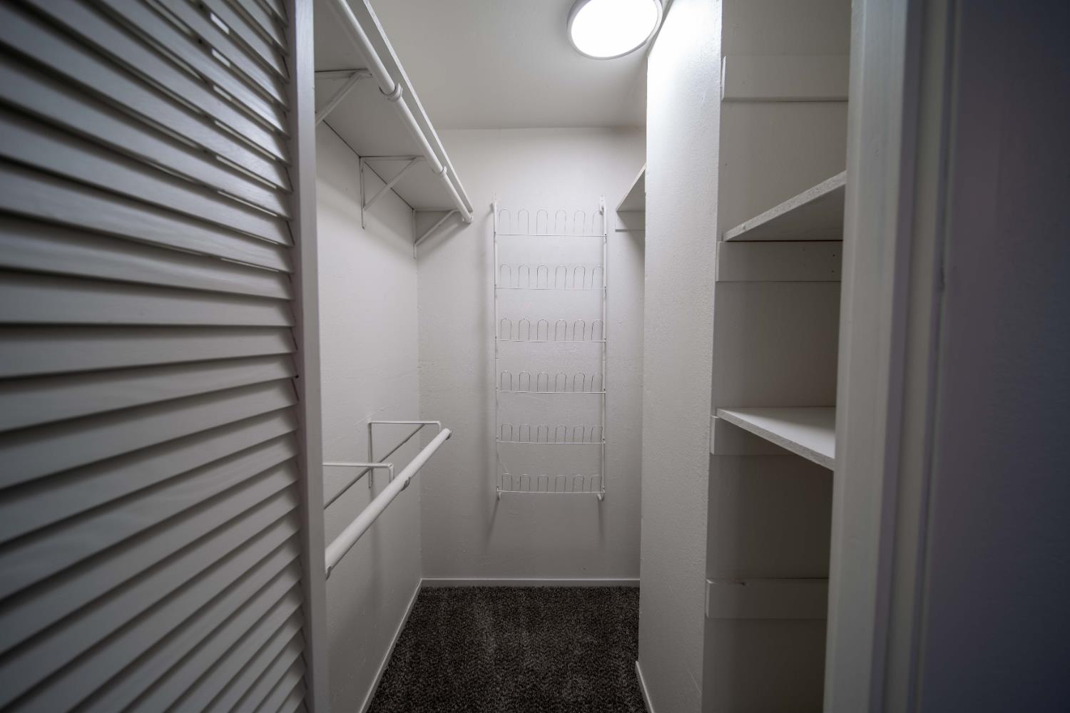 4421 N Woodrow Ave, Fresno, CA 93726