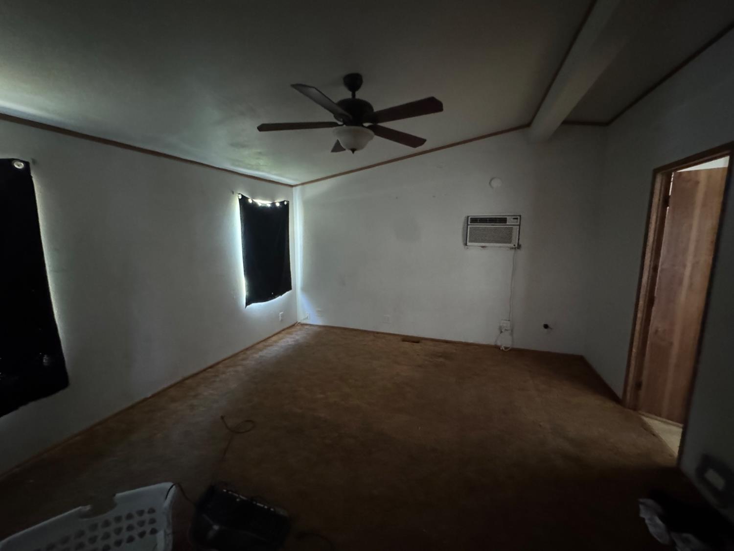 601 S Phillips St, Hanford, CA 93230