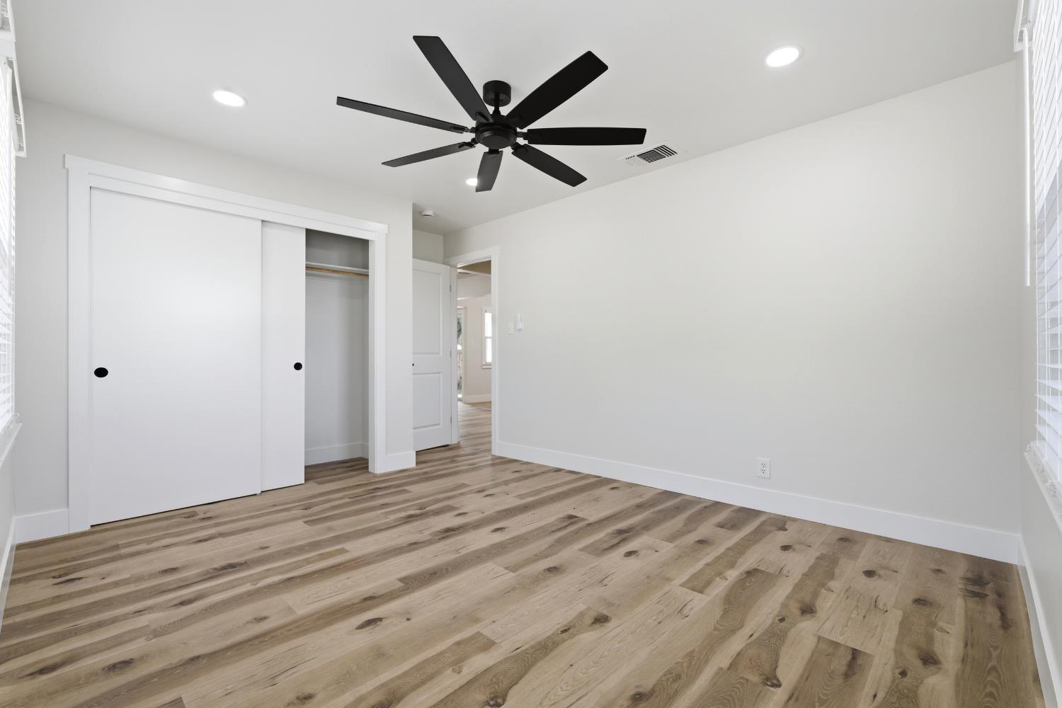 1837 W Bellaire Way, Fresno, CA 93705