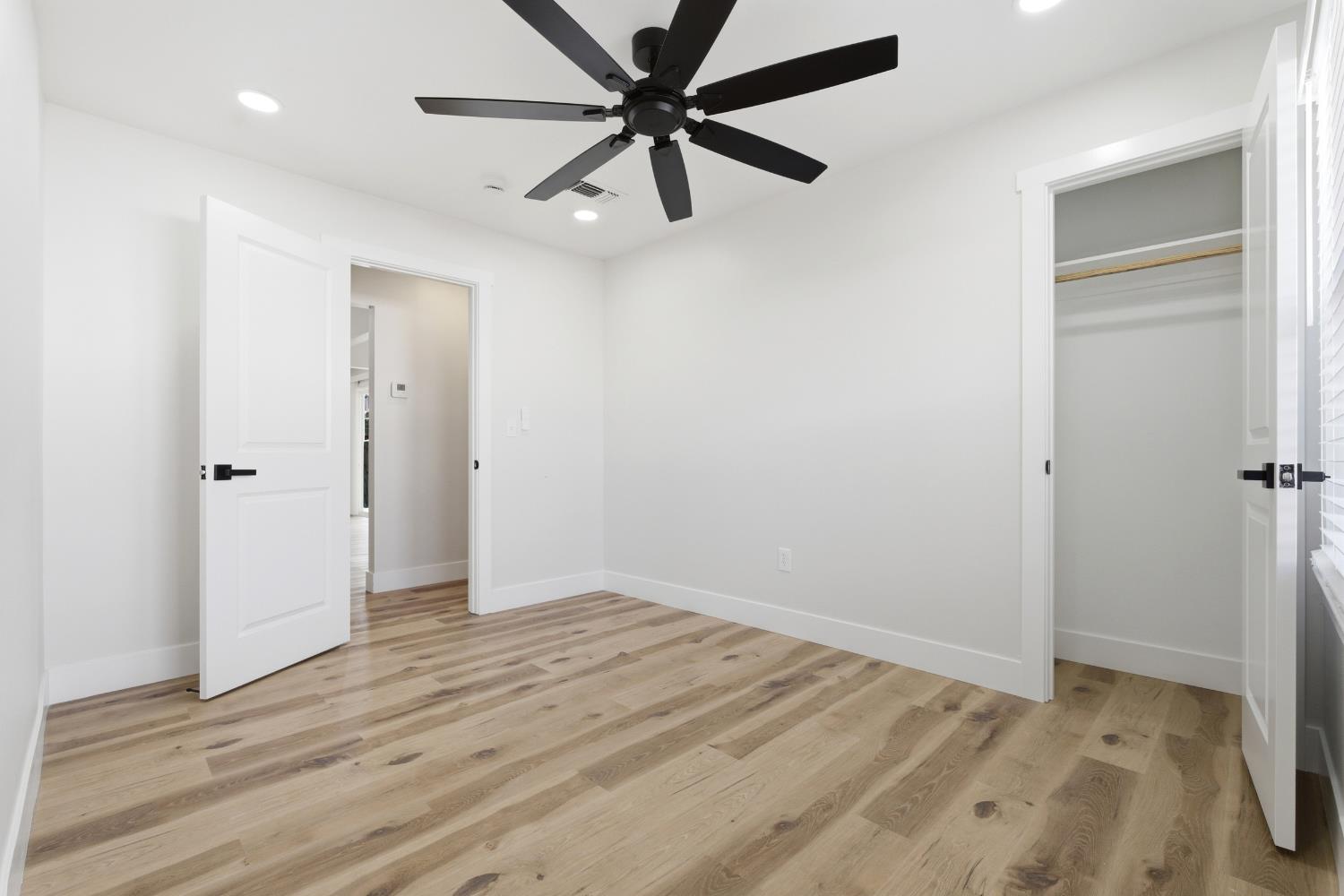 1837 W Bellaire Way, Fresno, CA 93705