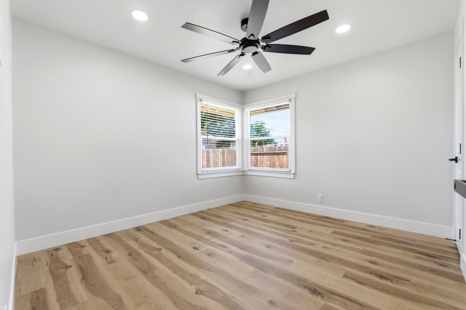 1837 W Bellaire Way, Fresno, CA 93705