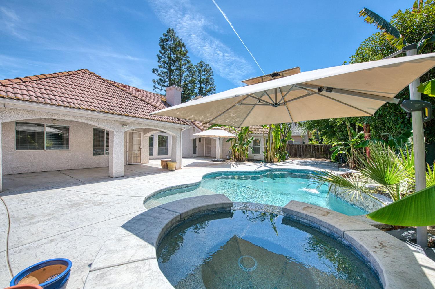 7351 N Antioch Ave, Fresno, CA 93722