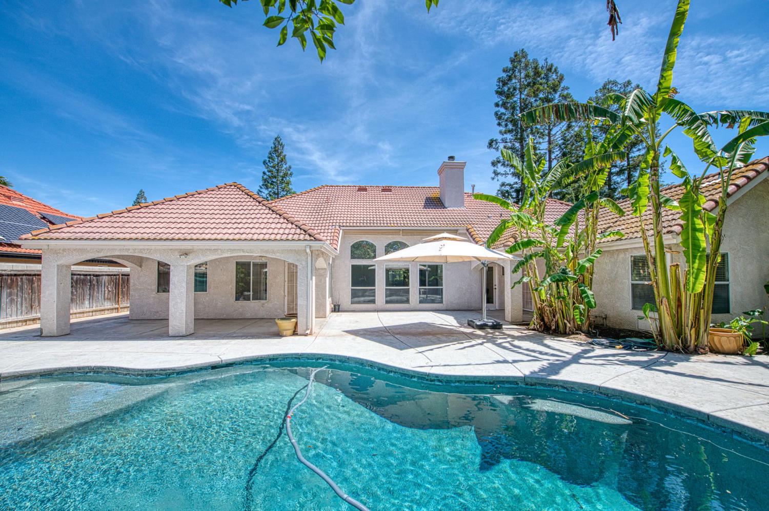 7351 N Antioch Ave, Fresno, CA 93722