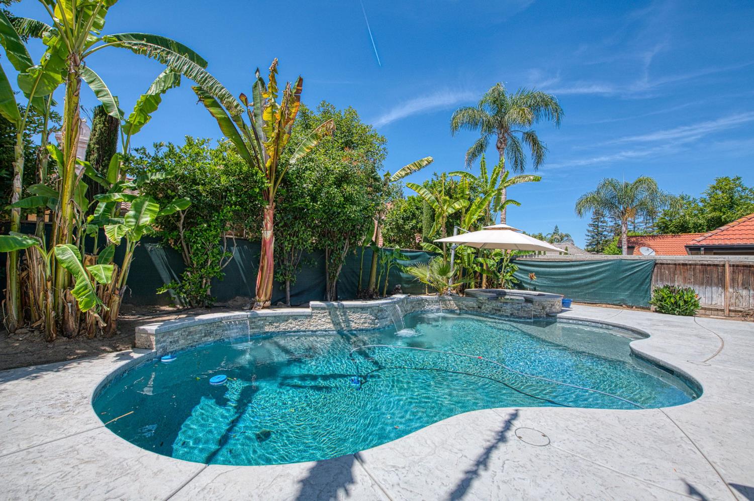 7351 N Antioch Ave, Fresno, CA 93722