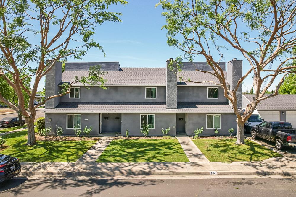 264 Osmun Ave, Clovis, CA 93612