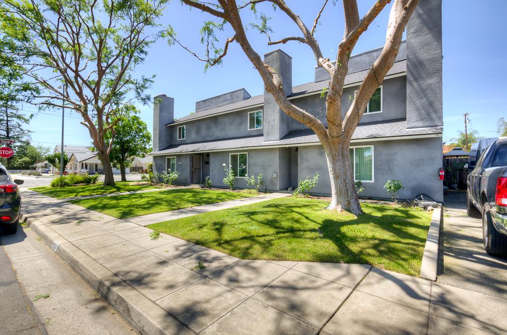 264 Osmun Ave, Clovis, CA 93612